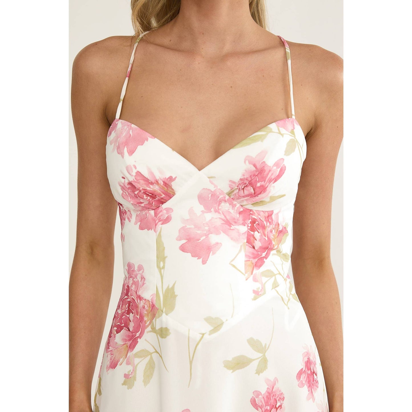 RUFFLED FLORAL MAXI DRESS