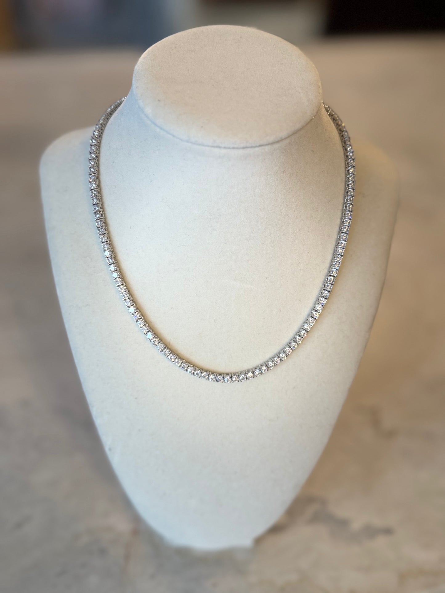 Tennis necklace