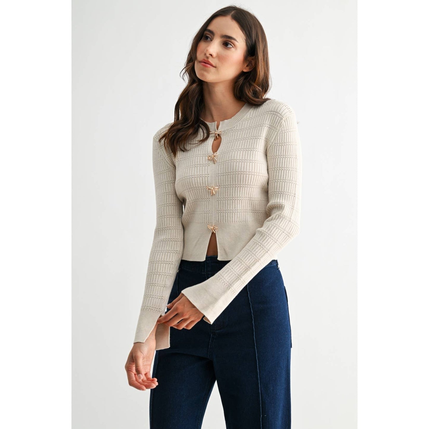 IVORY RIBBED CARDIGAN WITH METALLIC ACCENTS