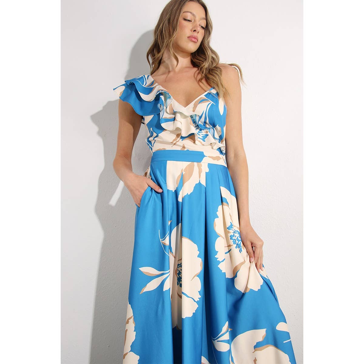 ONE SHOULDER RUFFLE PLEATED MAXI DRESS