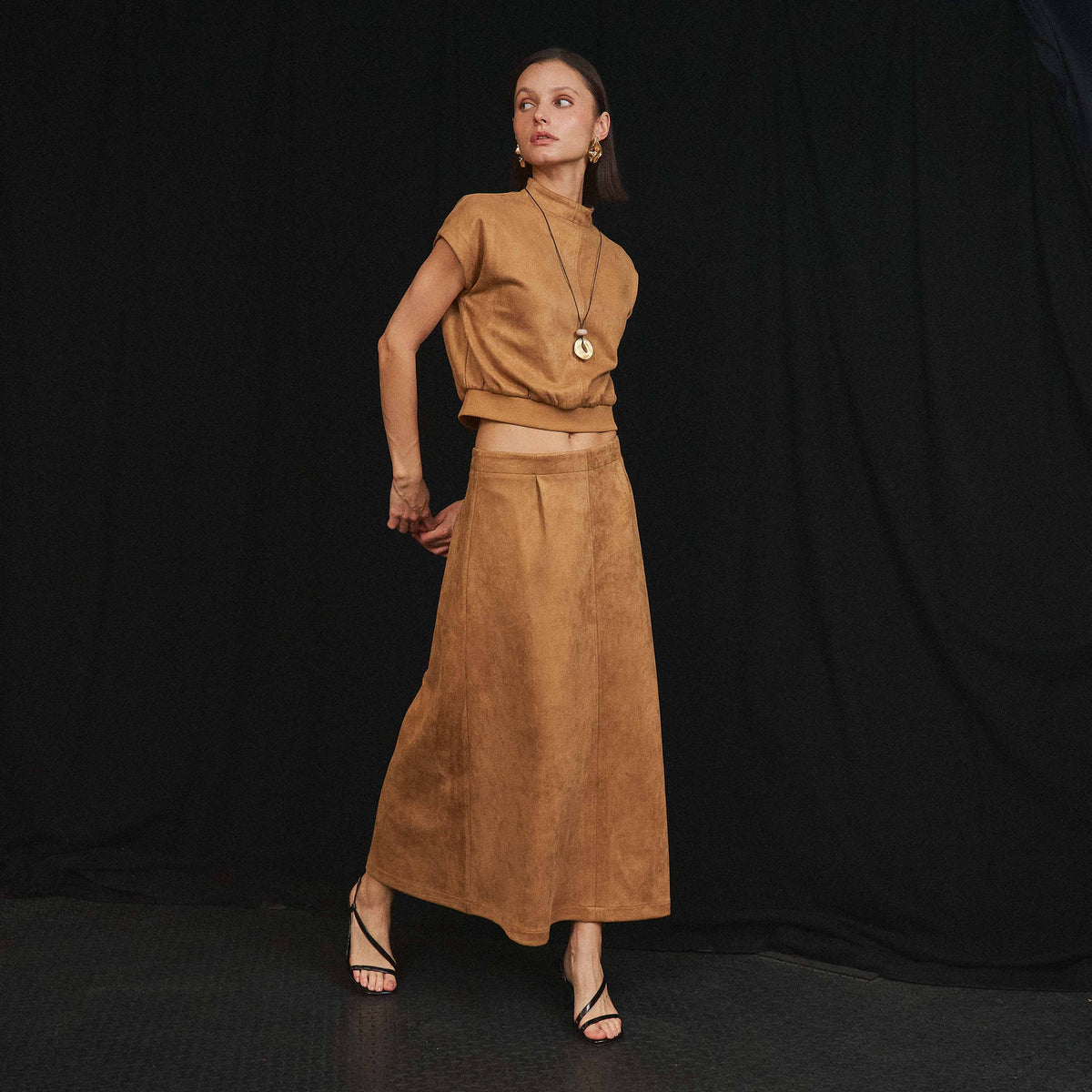 AS3743 Vegan suede top & skirt set