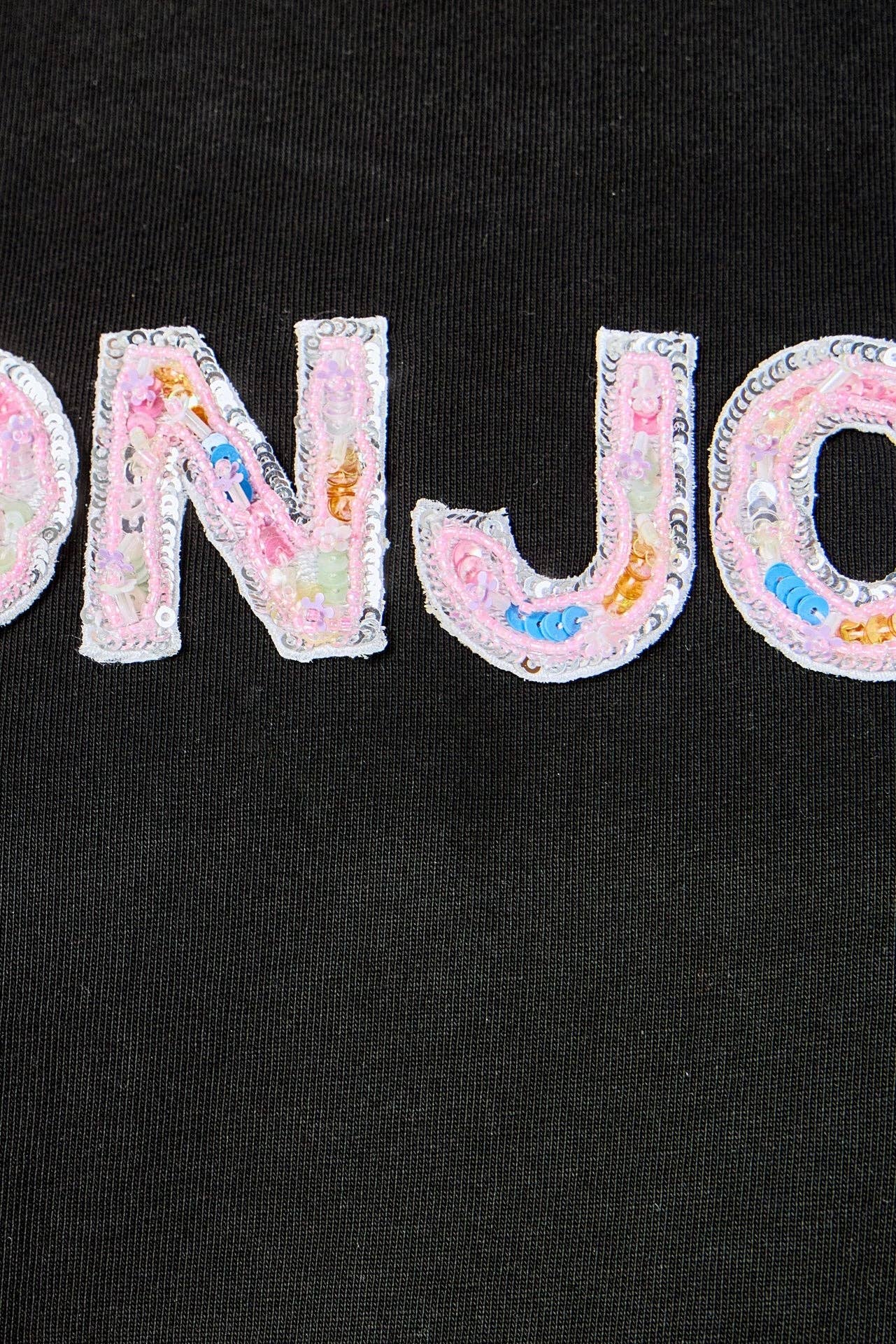 Bonjour Sequins Embroidered Patch Top-pink