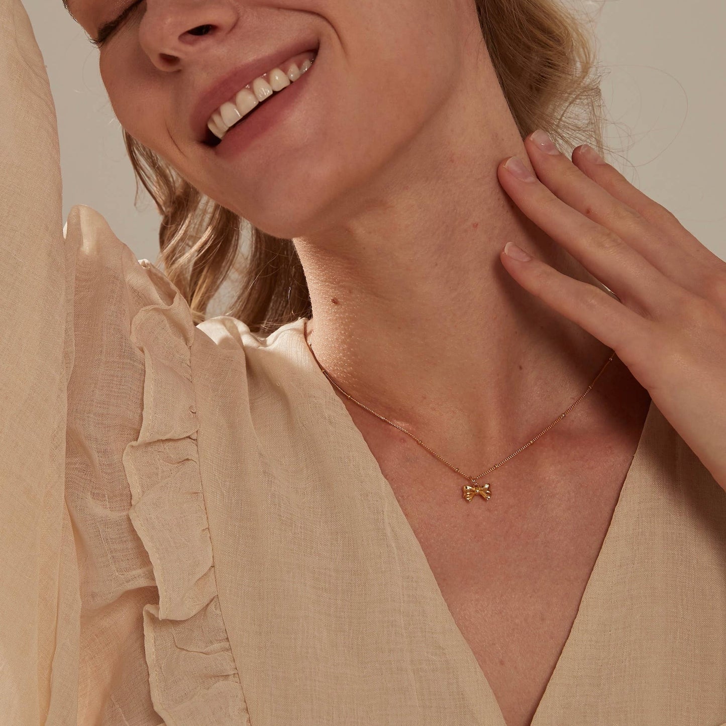 Dainty Bow Tie Bowknot Charm Necklace