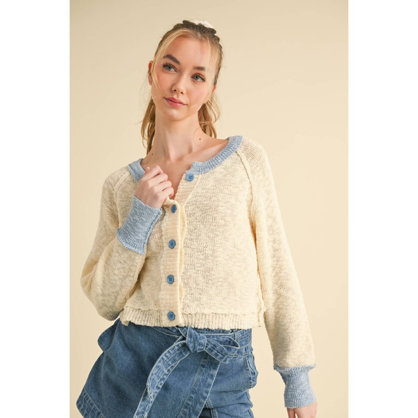 COZY CROPPED CARDIGAN