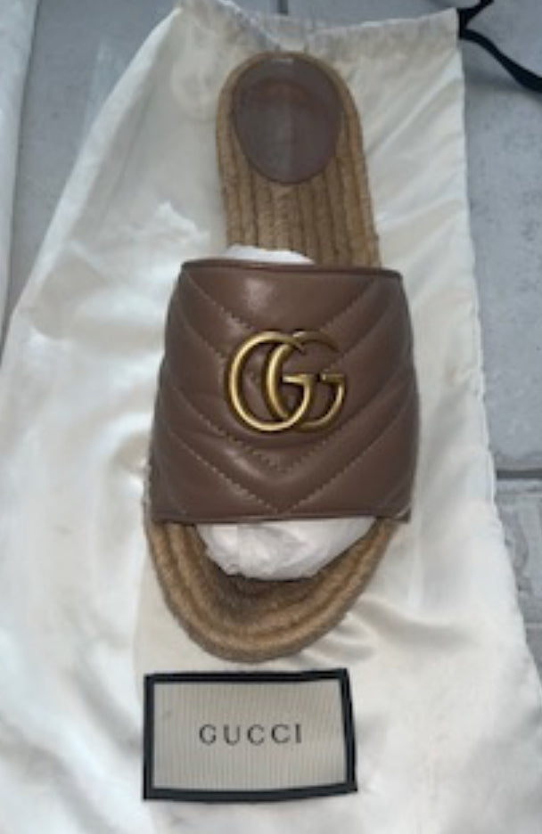 Gucci espadrille slides