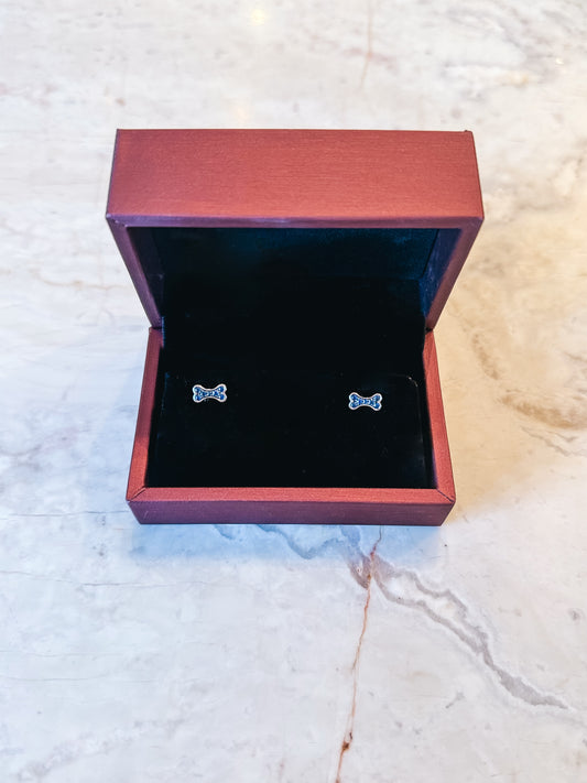 Natural Blue Sapphire Bone Stud Earrings – 18 kt White Gold