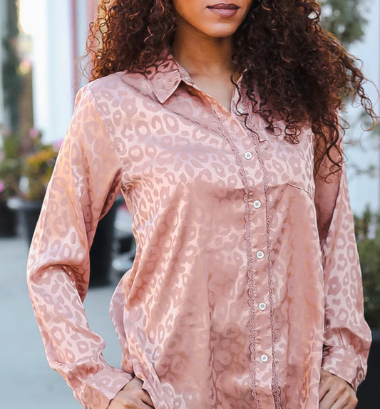 NUDE SILKY ANIMAL CROCHET LINED BUTTON TOP
