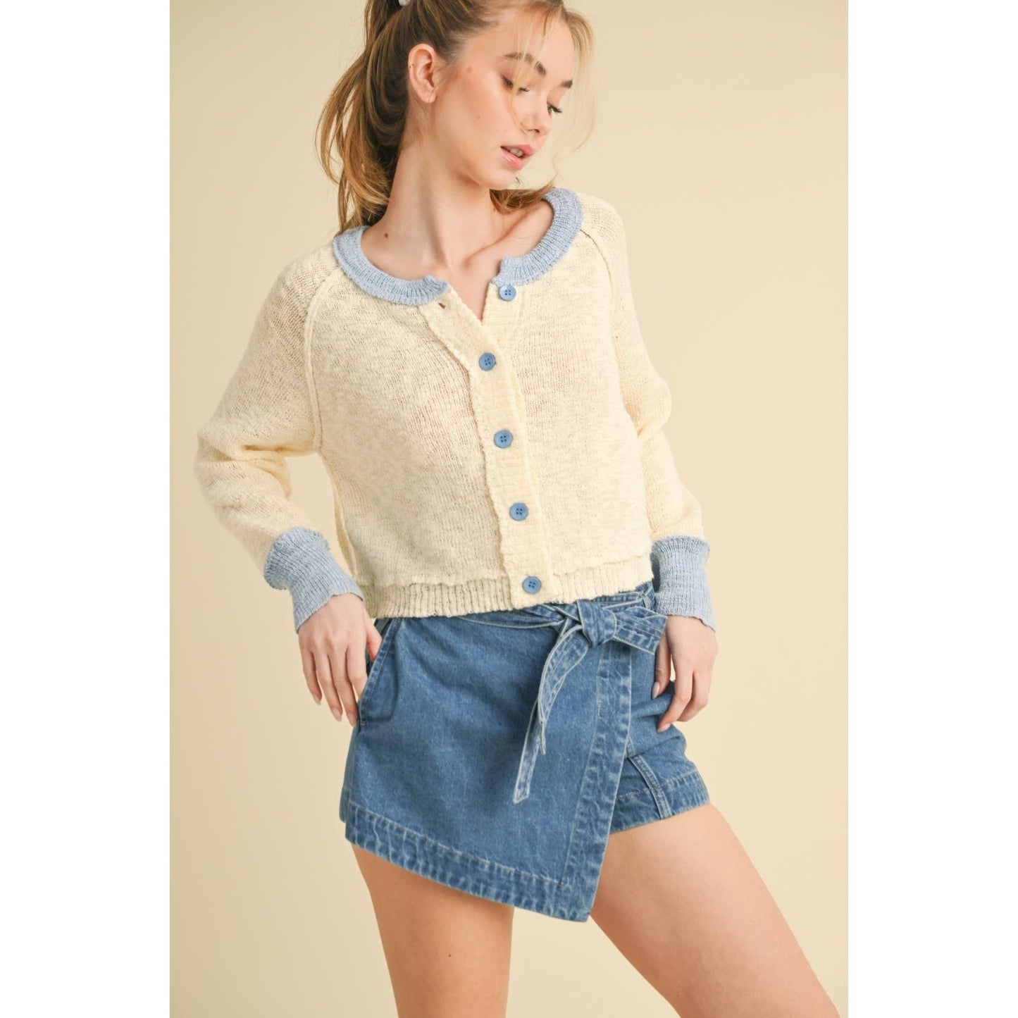 COZY CROPPED CARDIGAN
