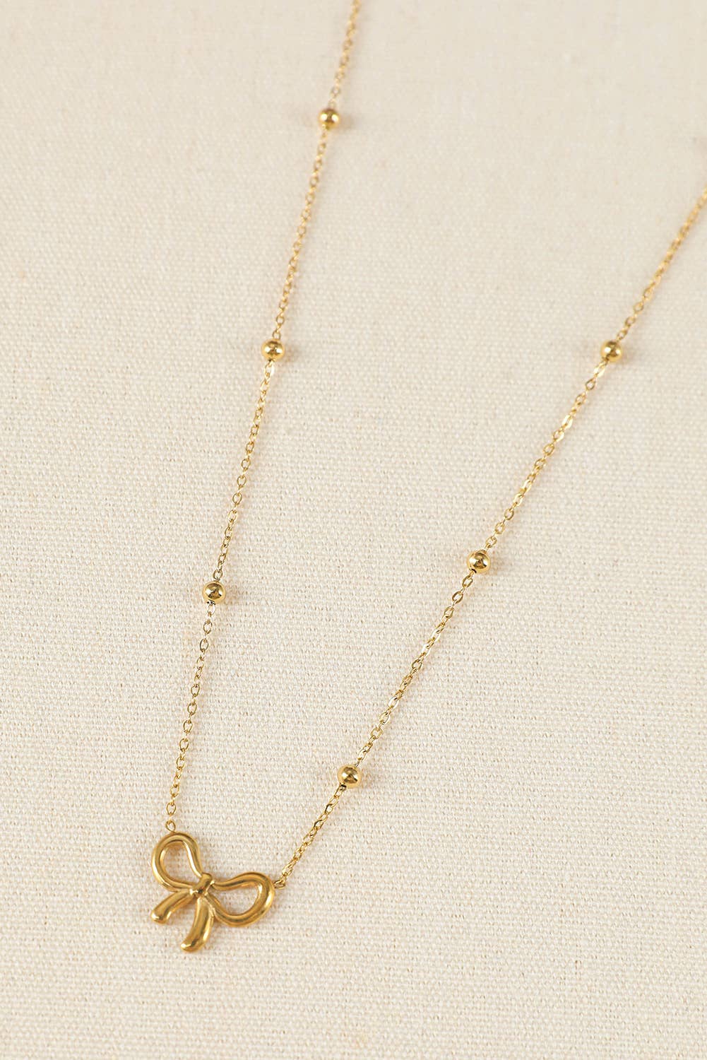 Bowknot Pendant Choker Necklace