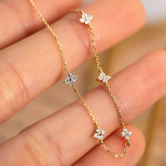 Dainty Four Leaf Clover Bracelet