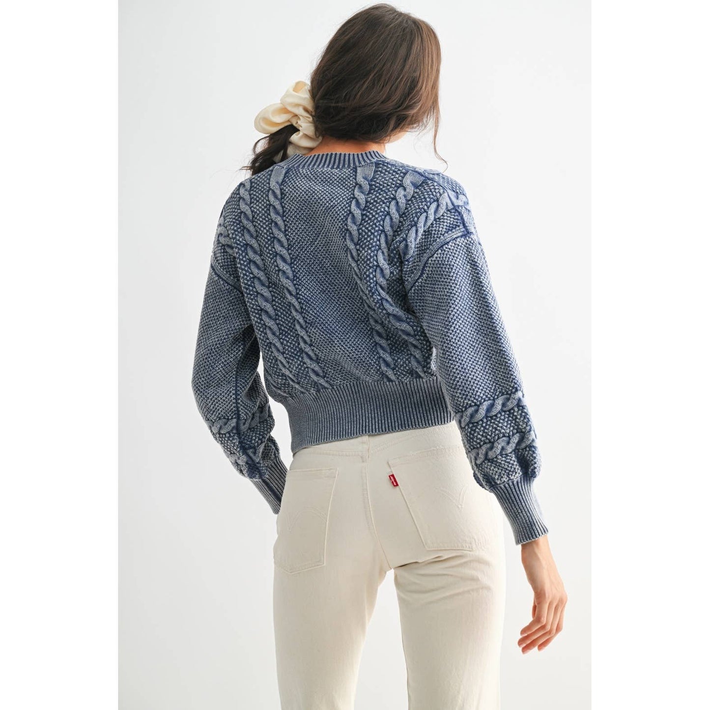 WASHED BLENDED BLUE CABLE KNIT CARDIGAN