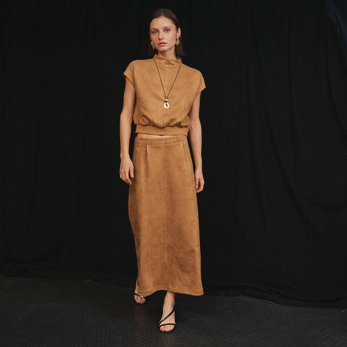 AS3743 Vegan suede top & skirt set