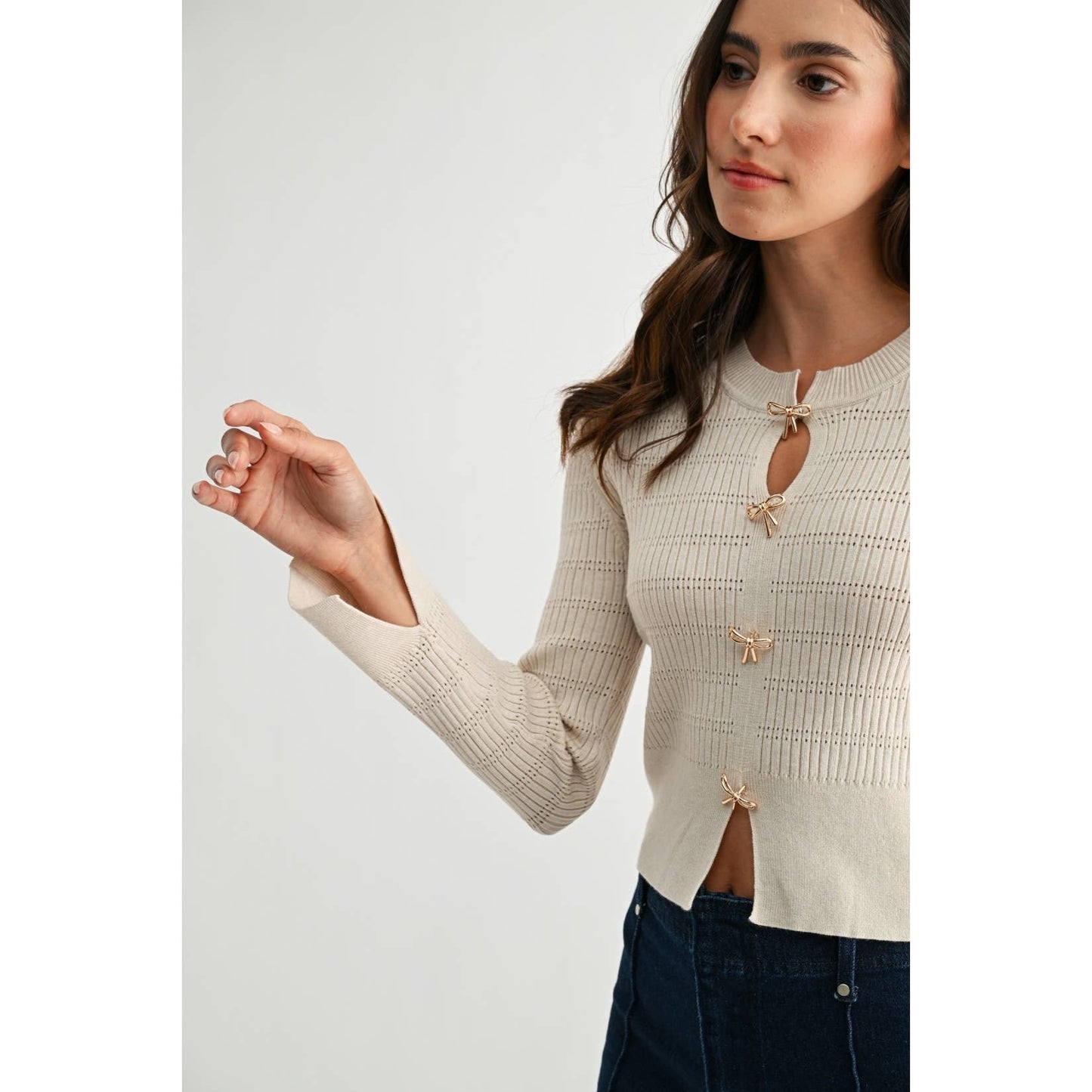 IVORY RIBBED CARDIGAN WITH METALLIC ACCENTS