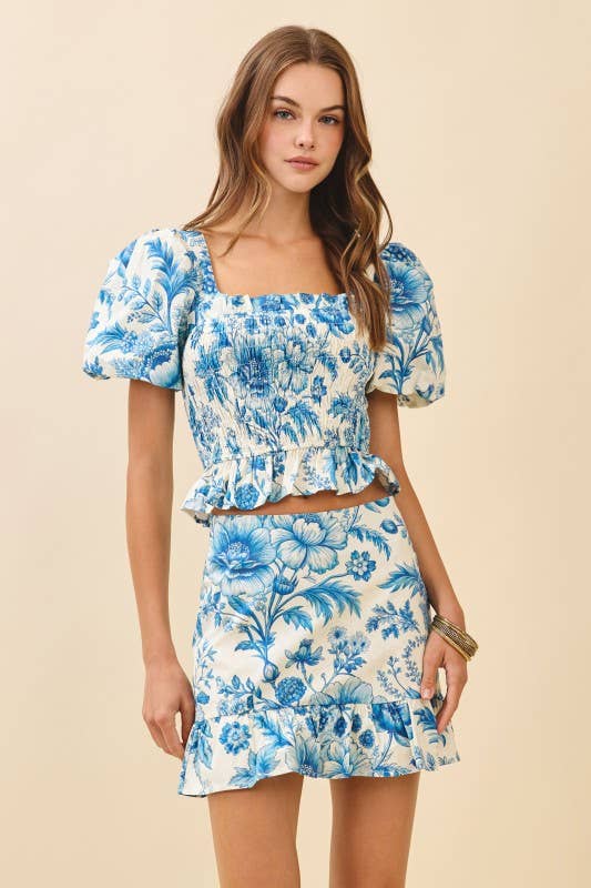 Floral Print Smocked Bodice Puff Sleeves Crop Top